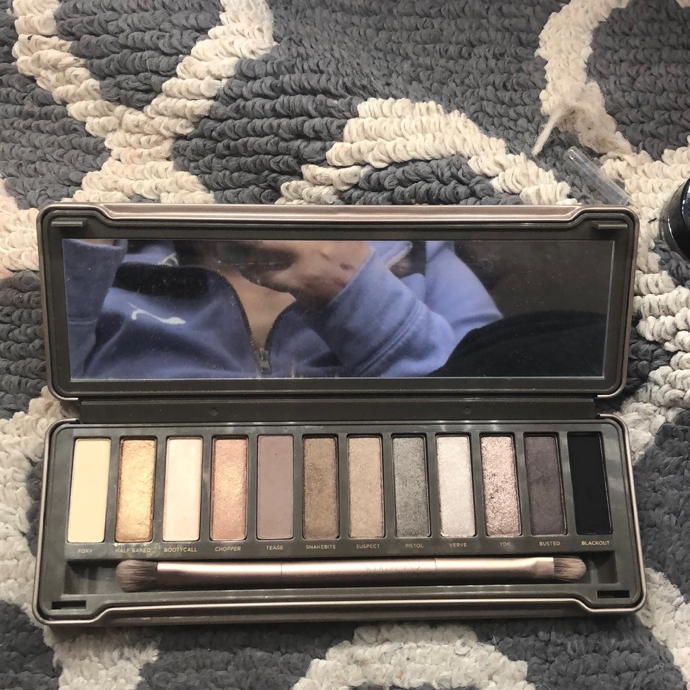 🍪Sanitized,lightly used Naked 2 Urban Decay! B1G1